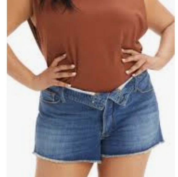 Good American Cut-off Fold Over Waistband Jeans - Picture 2 of 15